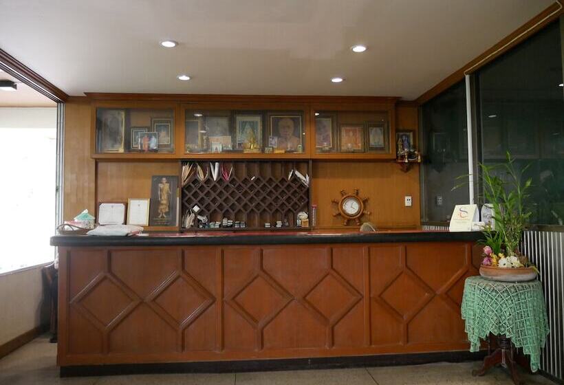 בית מלון כפרי Muanginn