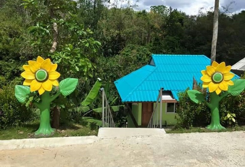 Отель Nhancumphon