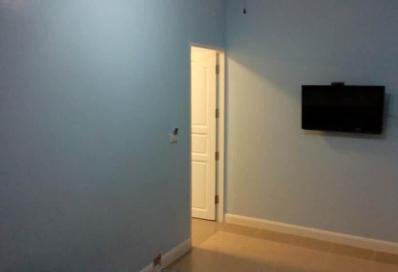 בית מלון כפרי Onanong Resort