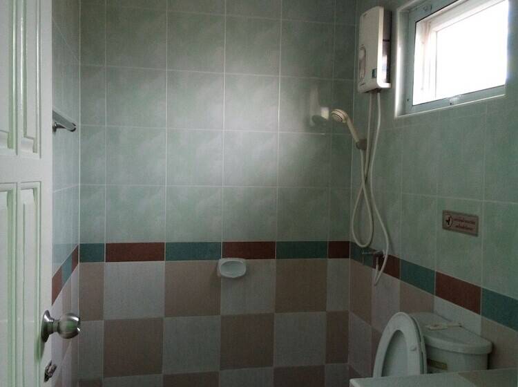 בית מלון כפרי Onanong Resort