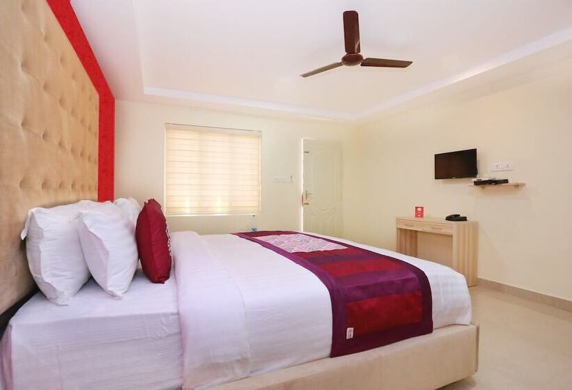 Отель Oyo 10149 Noor Residency