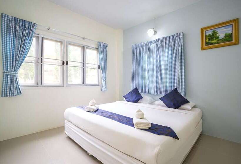 בית מלון כפרי Phukaew Resort & Adventure Park