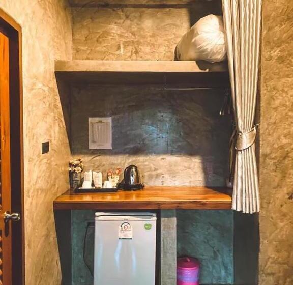 בית מלון כפרי Phuwadee Resort Khao Yai