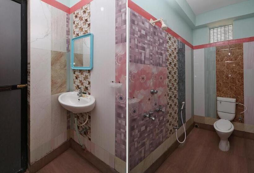 هتل O Prantika Banquet