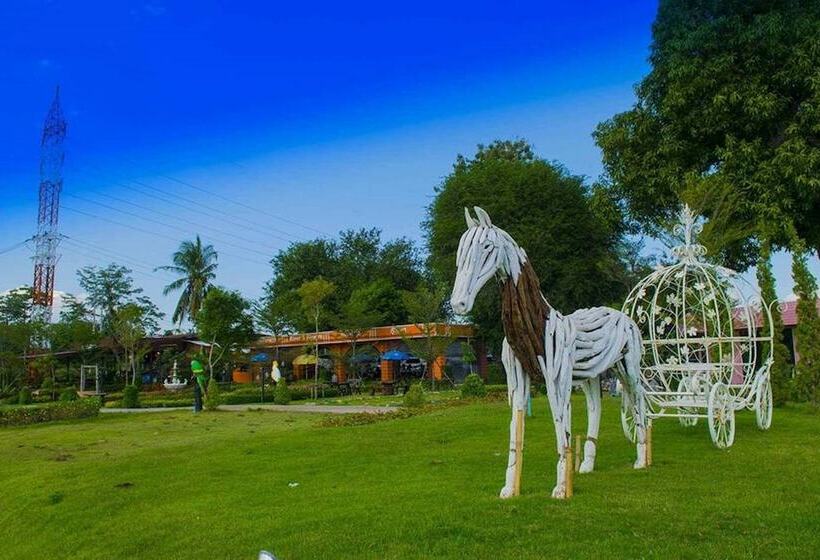 בית מלון כפרי River & Flowers Resort