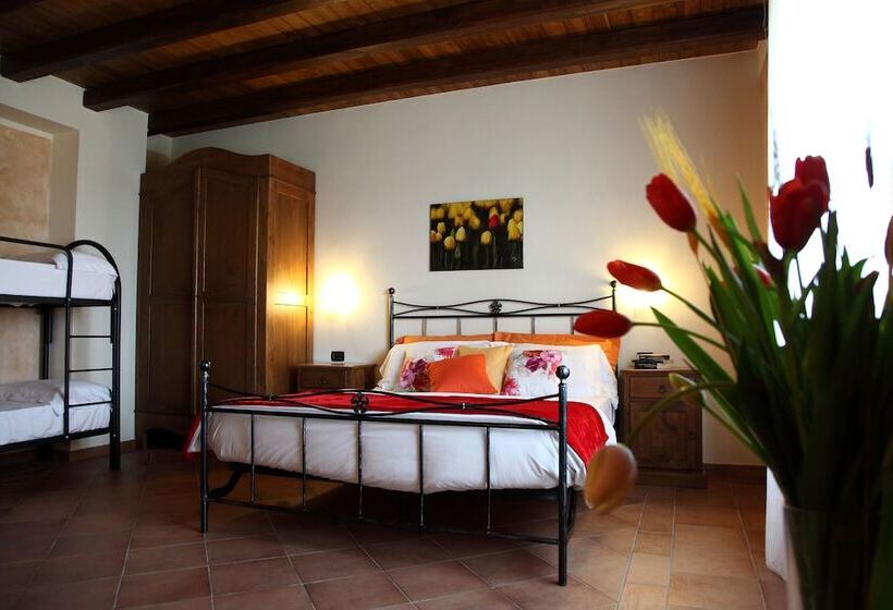 田舎風ホテル Agriturismo Creta Rossa