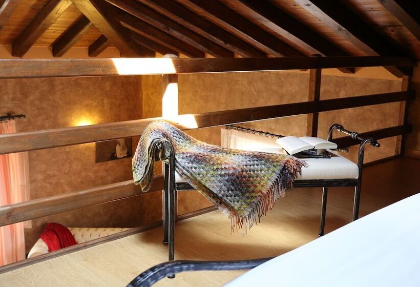 בית מלון כפרי Agriturismo Creta Rossa