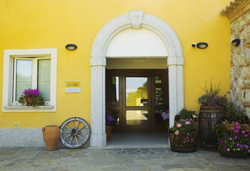 בית מלון כפרי Agriturismo Creta Rossa