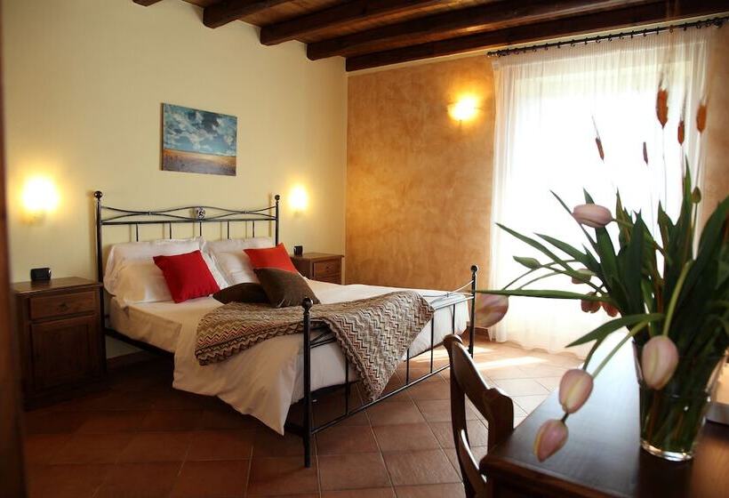 בית מלון כפרי Agriturismo Creta Rossa