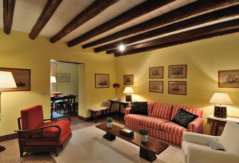 교외 호텔 Agriturismo La Montecchia