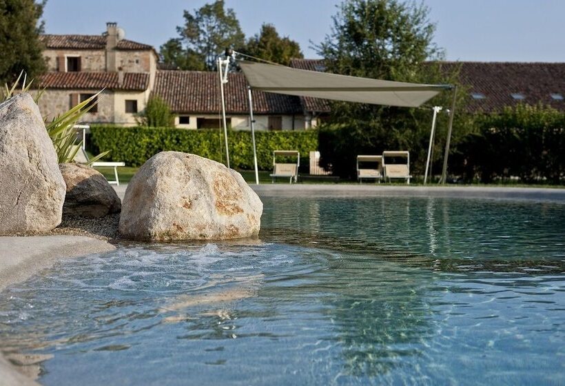 교외 호텔 Agriturismo La Montecchia