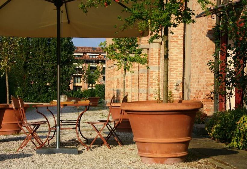 교외 호텔 Agriturismo La Montecchia