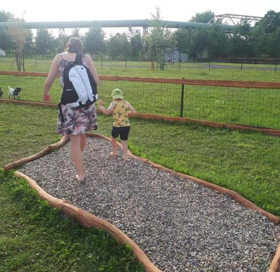 Сельский отель Zoopark Zelčín