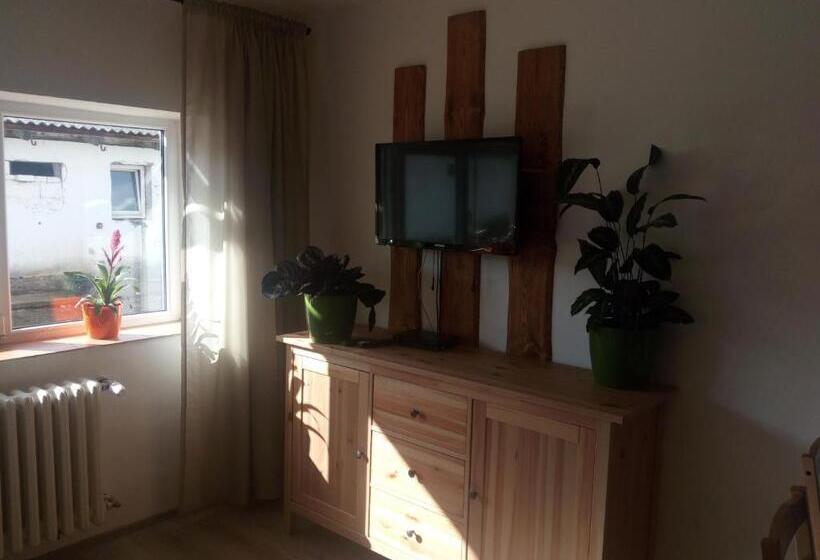 Сельский отель Zoopark Zelčín