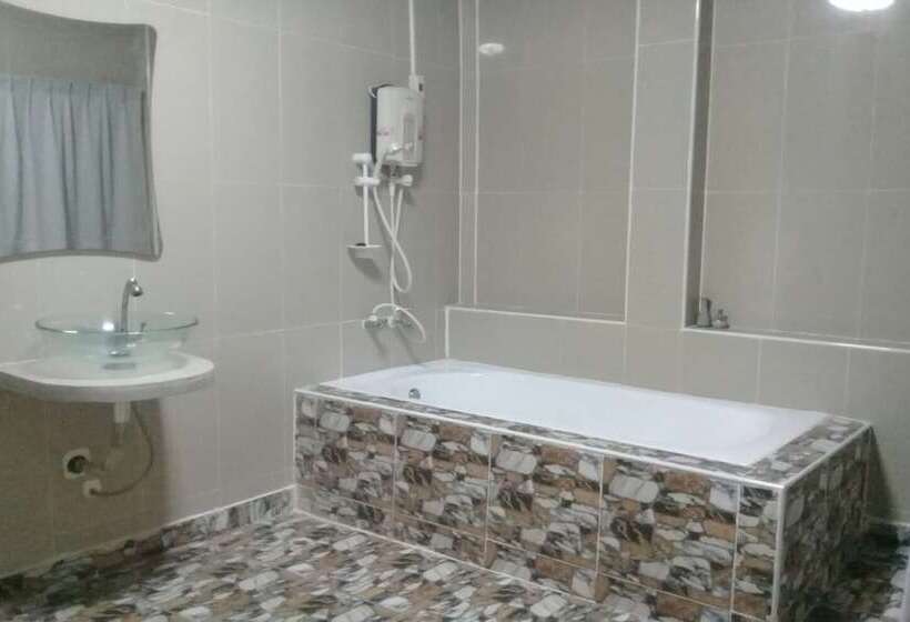 בית מלון כפרי Sawatdee Resort