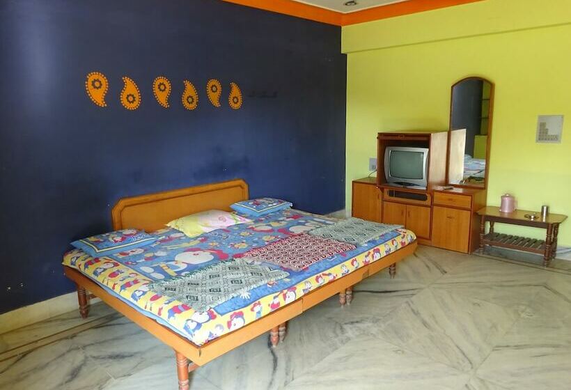 فندق Shantinath Palace