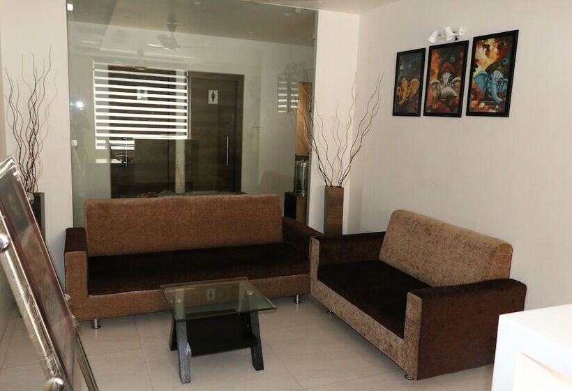 בית מלון כפרי Sher E Punjab