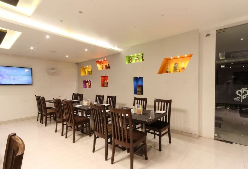 בית מלון כפרי Sher E Punjab