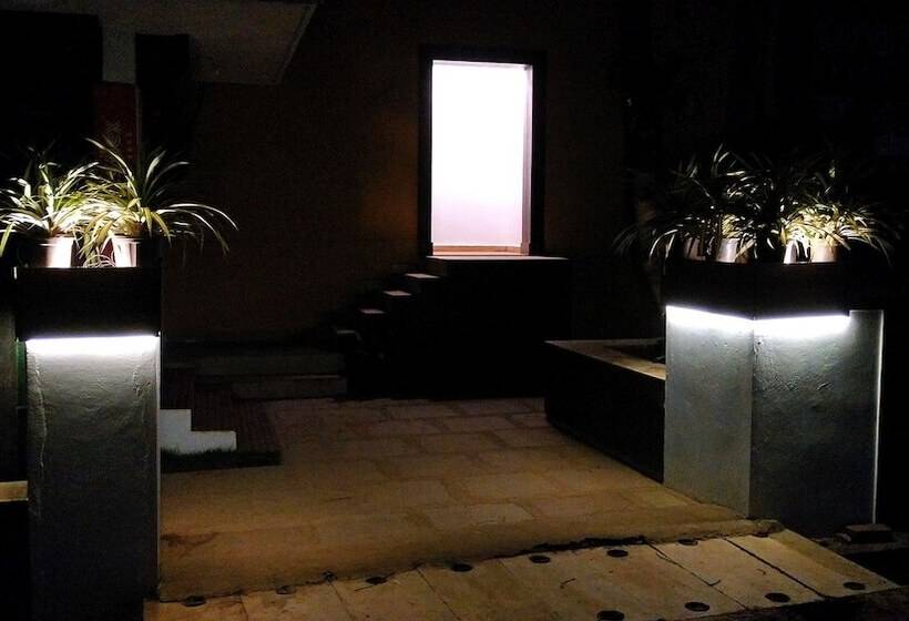 Отель Siolim Holiday Apartments