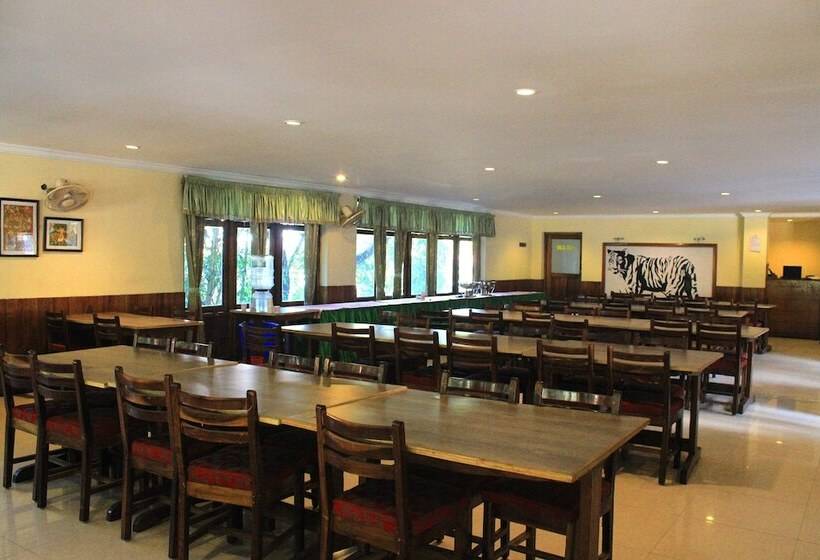 호텔 Sn International By Oyo Rooms