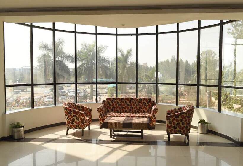 Отель Sona Pristine