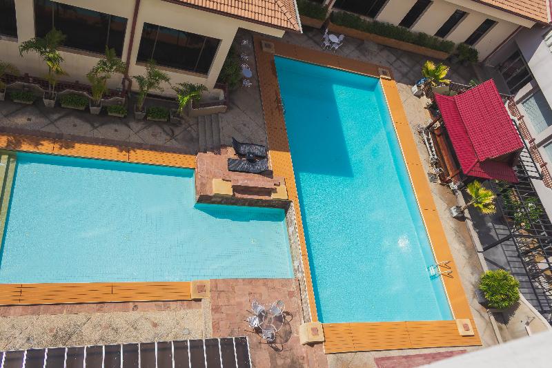 Отель Songphanburi