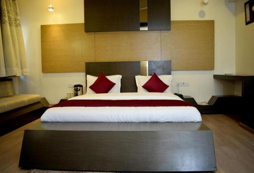 فندق Sunrise Palace