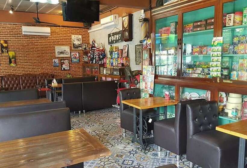 Отель Suphan Wanwarn Resort