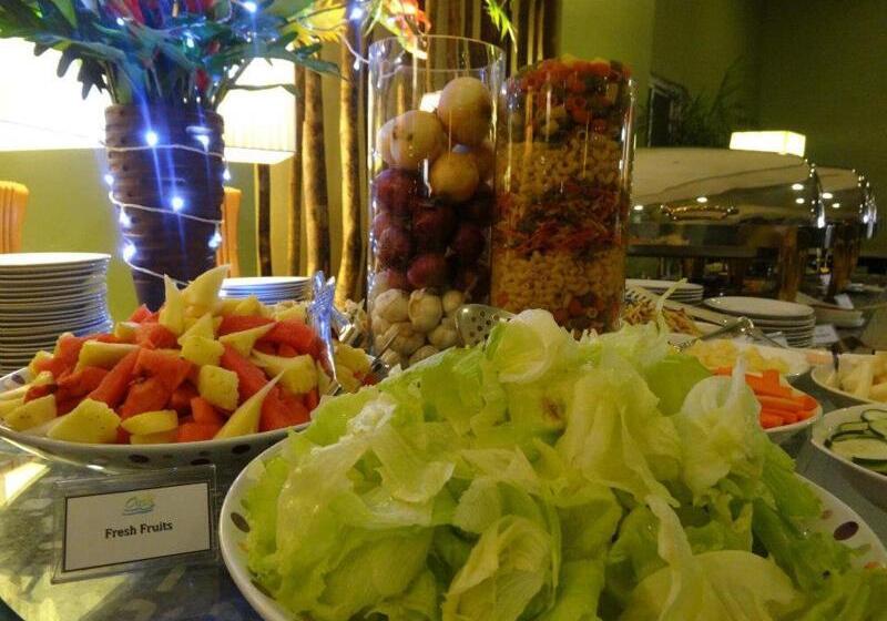 Tanza Oasis Hotel And Resort