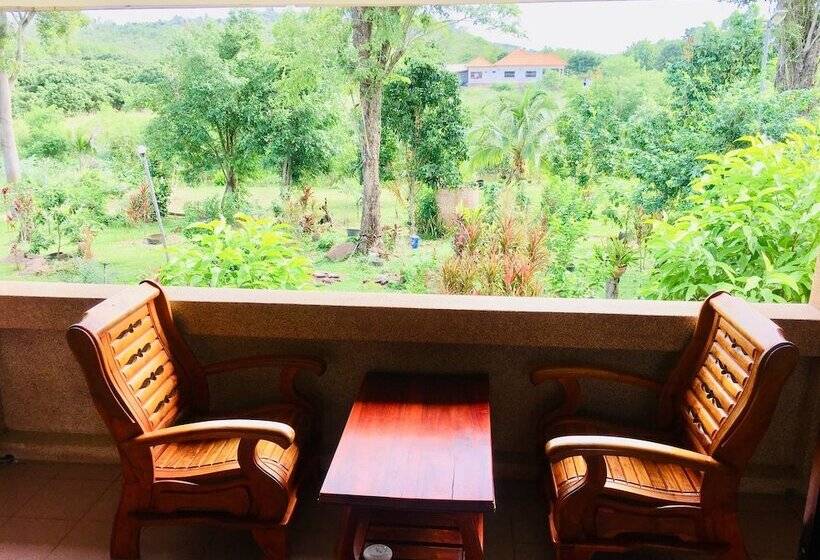 בית מלון כפרי Teepak Suanmon