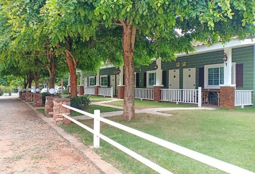 בית מלון כפרי The Green Land Farm