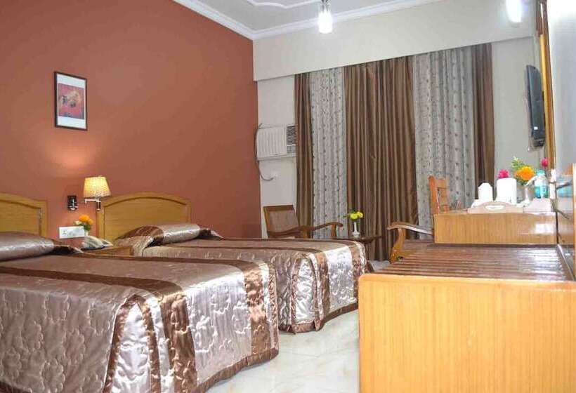 Отель The Imperial Kushinagar