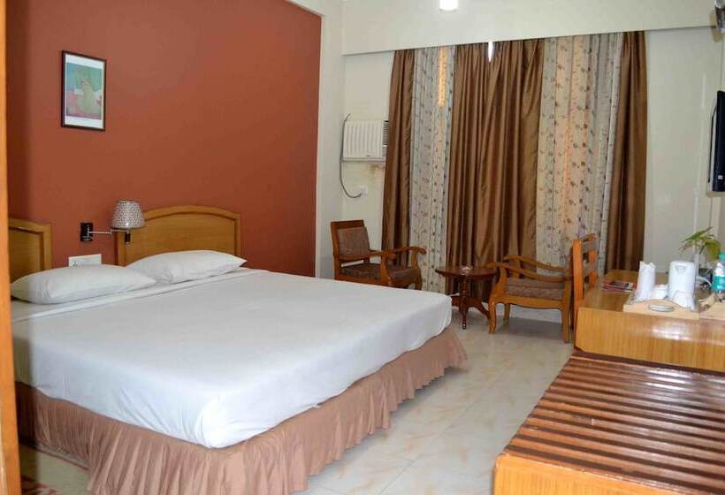 Отель The Imperial Kushinagar