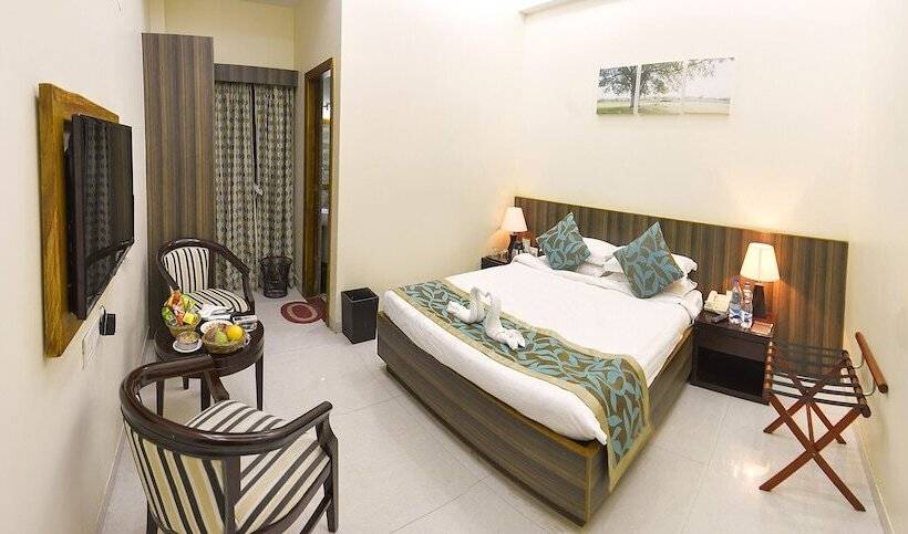 فندق The Lohana Village Resort