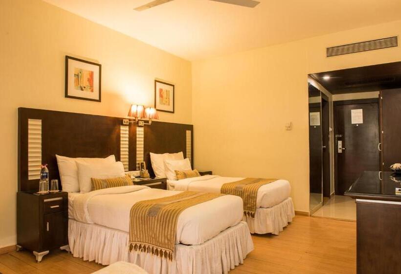 ホテル The Red Maple Mashal