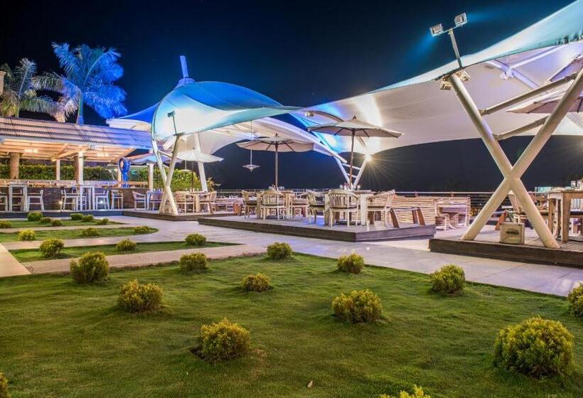 ホテル The Red Maple Mashal