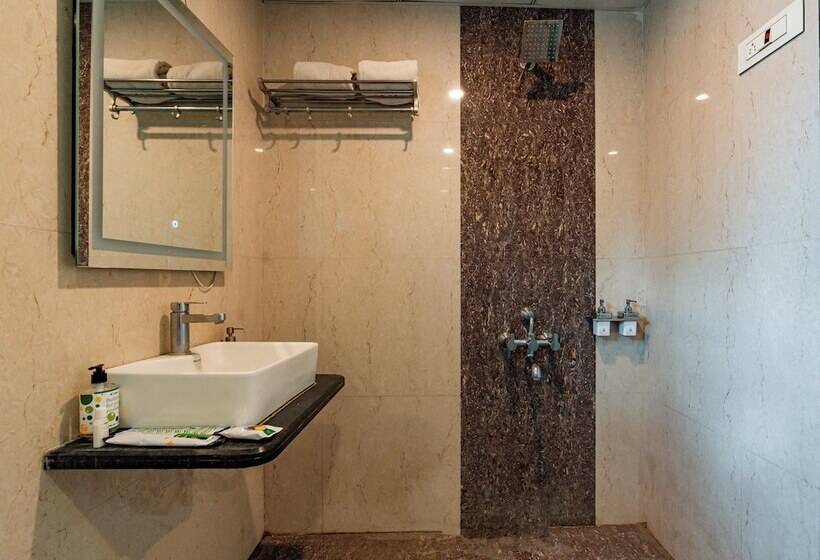 בית מלון כפרי Treebo Westview