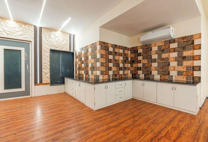 בית מלון כפרי Treebo Westview