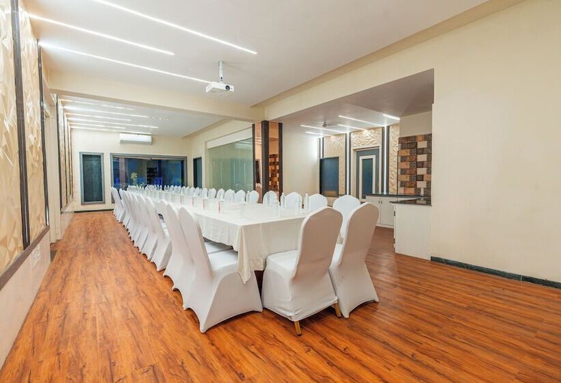 בית מלון כפרי Treebo Westview