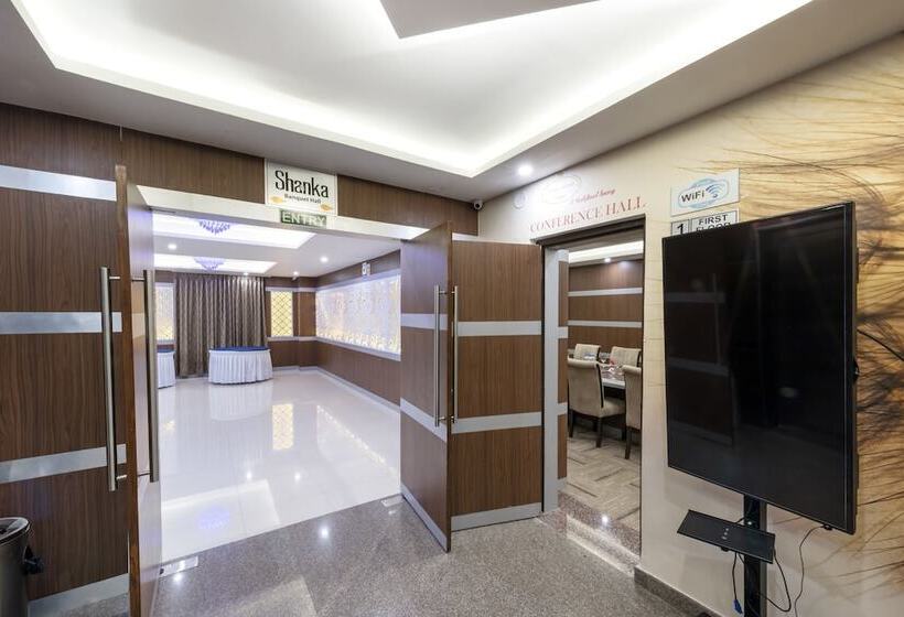 호텔 Ts Royal Grand Attibele, Hosur