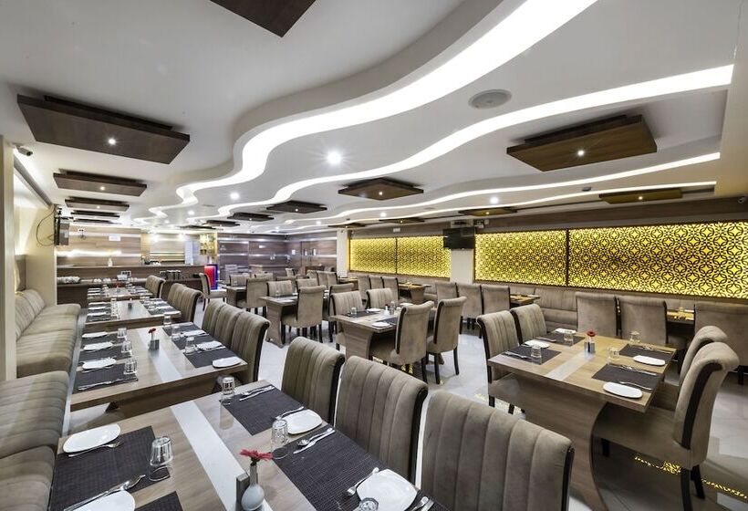 호텔 Ts Royal Grand Attibele, Hosur