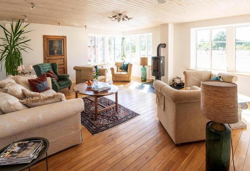 فندق Villa Hasselbacken