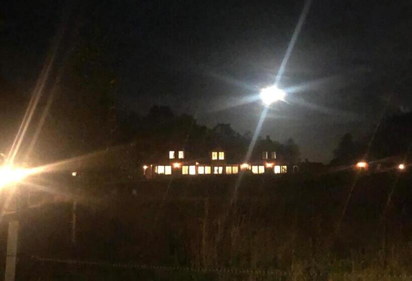 فندق Villa Hasselbacken