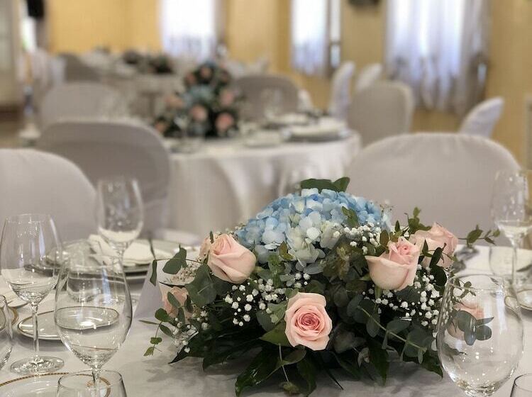 فندق Yellow Park