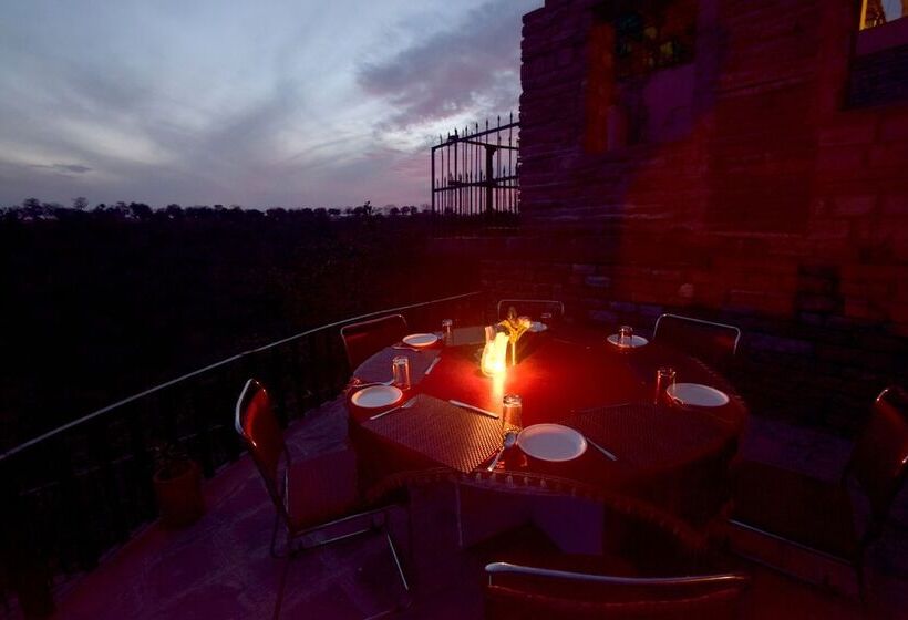 Menal Jungle Safari Resort