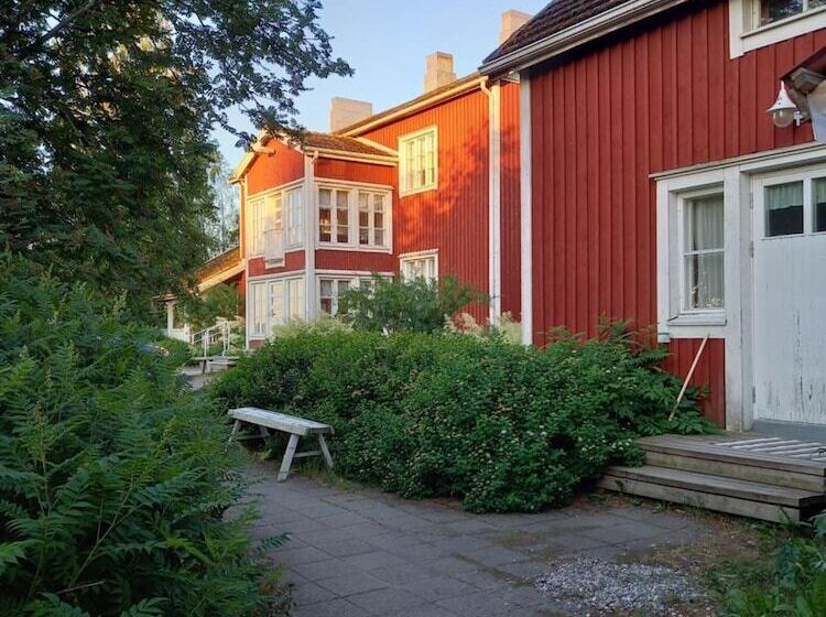 Opintola Bed & Breakfast