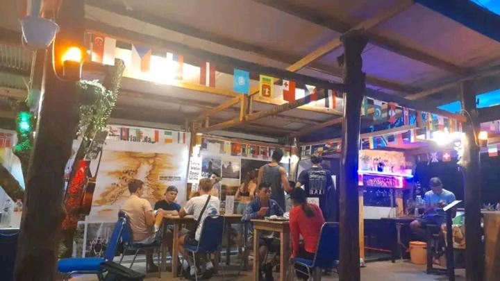 פנסיון Achita Cottages