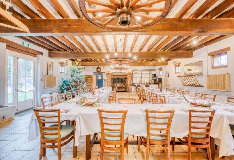 ペンション Auberge De Villechaume