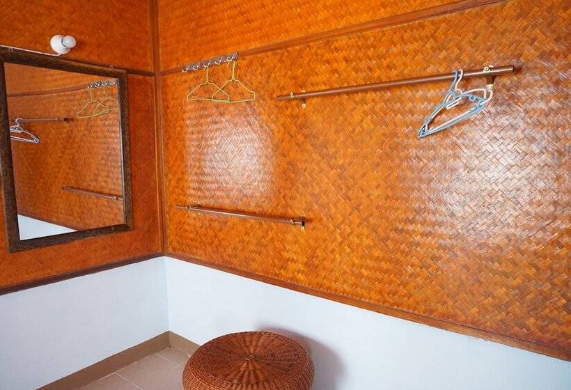 펜션 Baan Thai Samuckee Chiangkhan