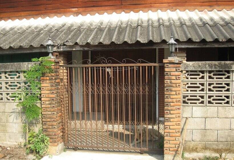 Пансион Ban Muang Pon Home Stay